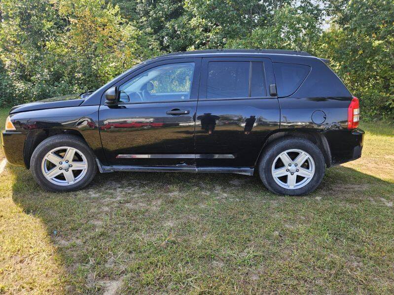 2007 Jeep Compass for sale at Expressway Auto Auction in Howard City MI