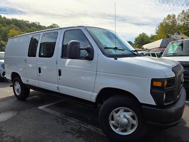 2011 Ford E-Series Econoline Van Commercial