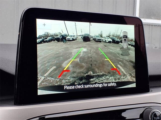 2022 Ford Escape SEL