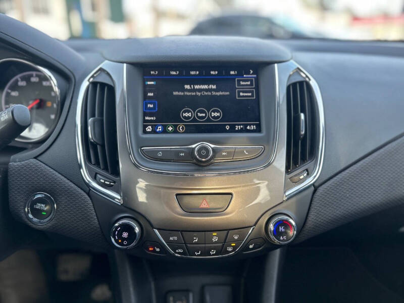 2019 Chevrolet Cruze LT
