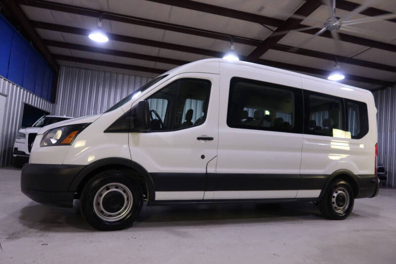 2016 Ford Transit XL's photo