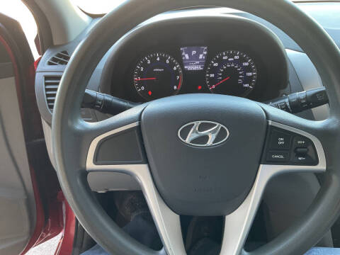 2012 Hyundai Accent GS