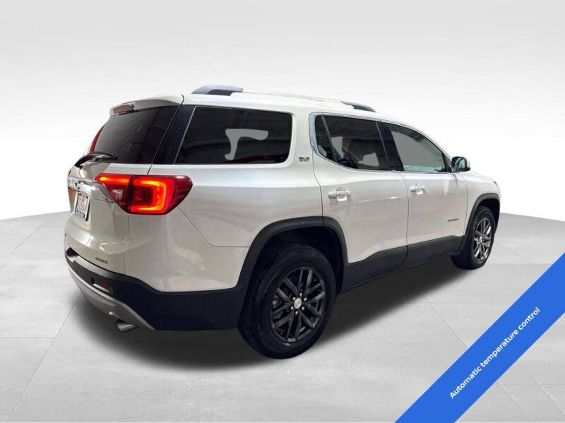 2017 GMC Acadia SLT-1