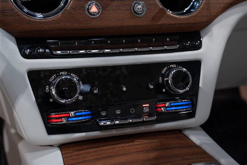 2024 Rolls-Royce Spectre