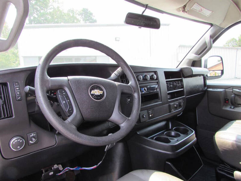 2017 Chevrolet Express 2500