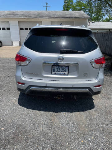2013 Nissan Pathfinder SV