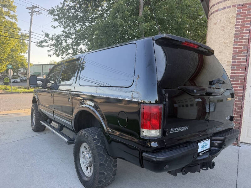 2004 Ford Excursion Limited