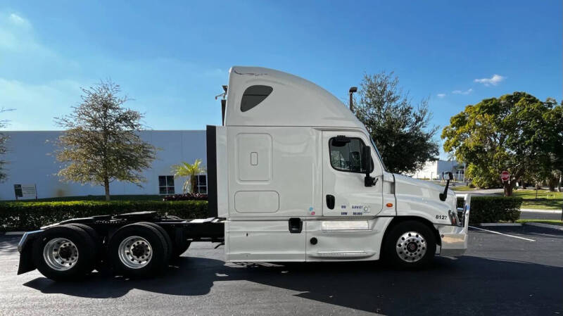 2018 Freightliner Cascadia