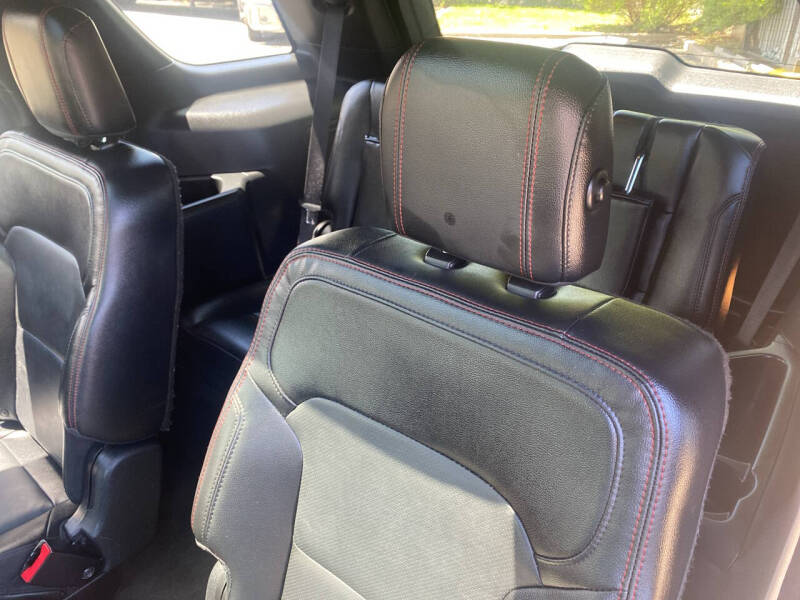 2016 Ford Explorer Sport