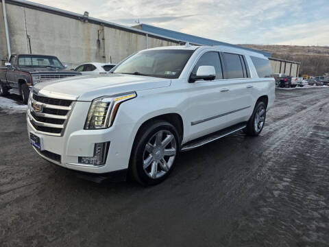 2017 Cadillac Escalade ESV Premium Luxury