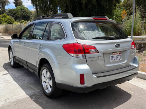 2012 Subaru Outback 2.5i