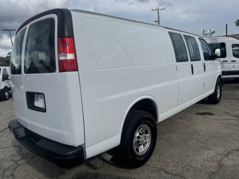 2021 Chevrolet Express 2500