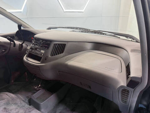 1995 Toyota Previa DX