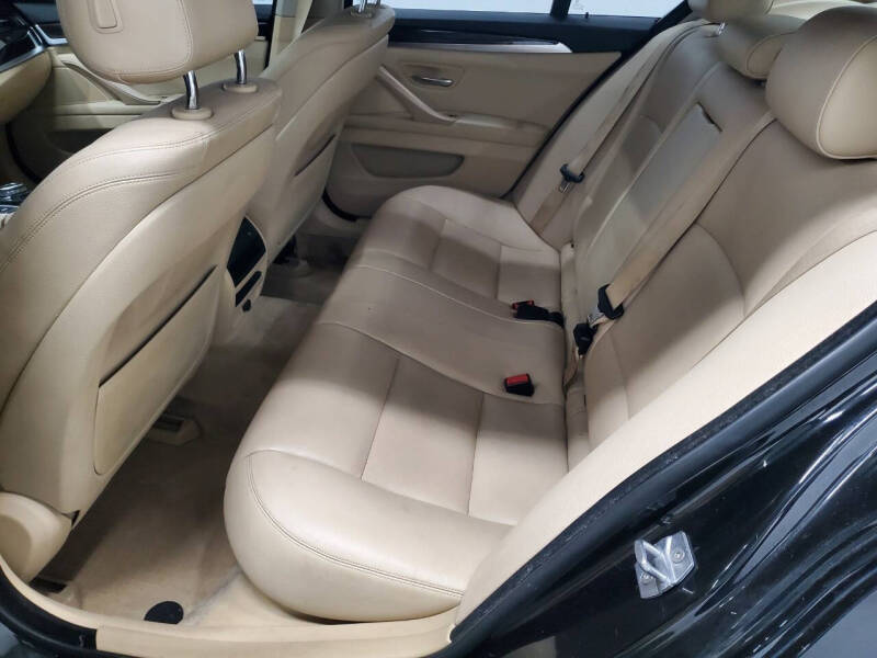 2015 BMW 5 Series 528i xDrive