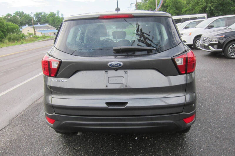 2019 Ford Escape S