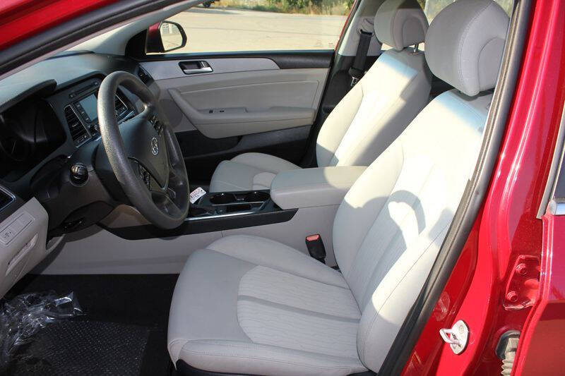 2016 Hyundai Sonata Hybrid SE