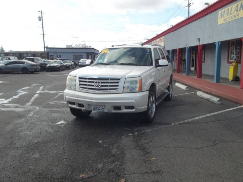 2004 Cadillac Escalade Base photo 16