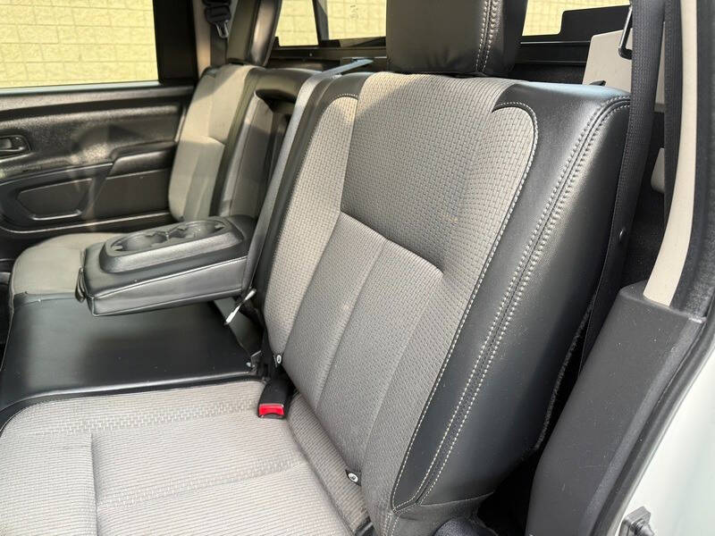 2017 Nissan Titan S