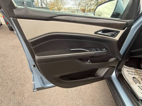 2013 Cadillac SRX Performance Collection