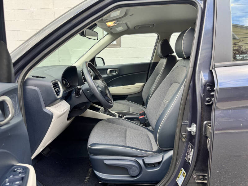 2023 Hyundai Venue Limited