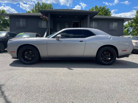 2015 Dodge Challenger SXT Plus