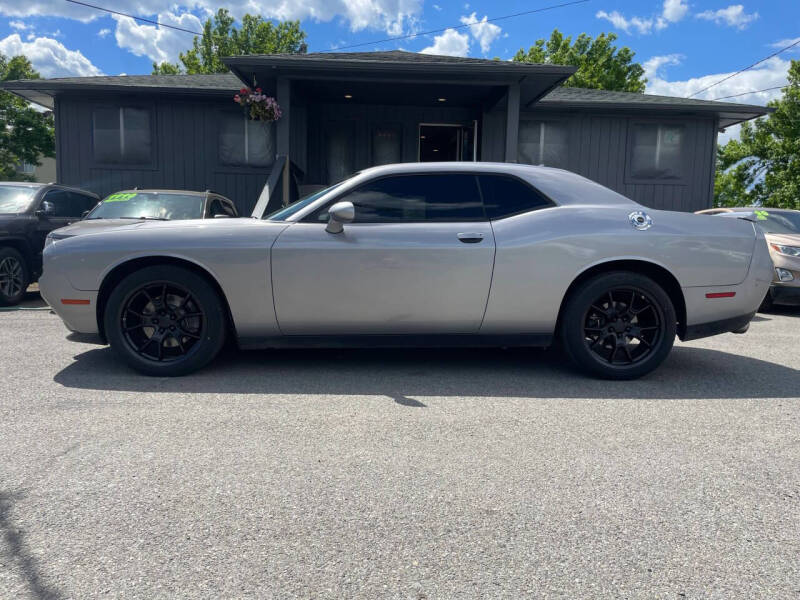 2015 Dodge Challenger SXT Plus