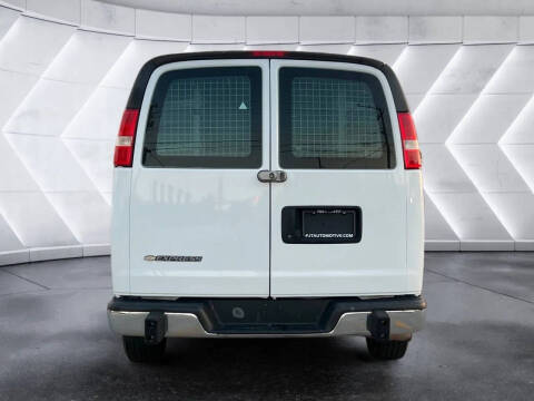 2020 Chevrolet Express 2500