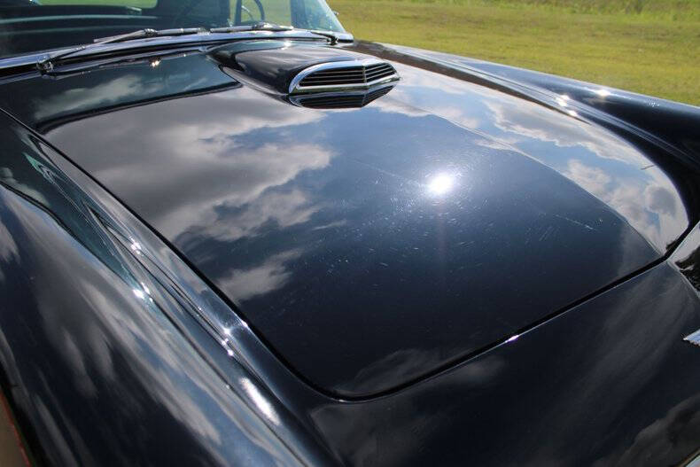 1956 Ford Thunderbird