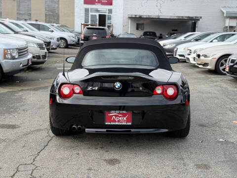 2005 BMW Z4 2.5i
