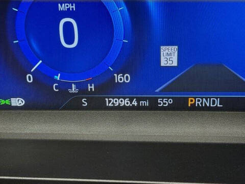 2022 Ford Explorer Hybrid Platinum