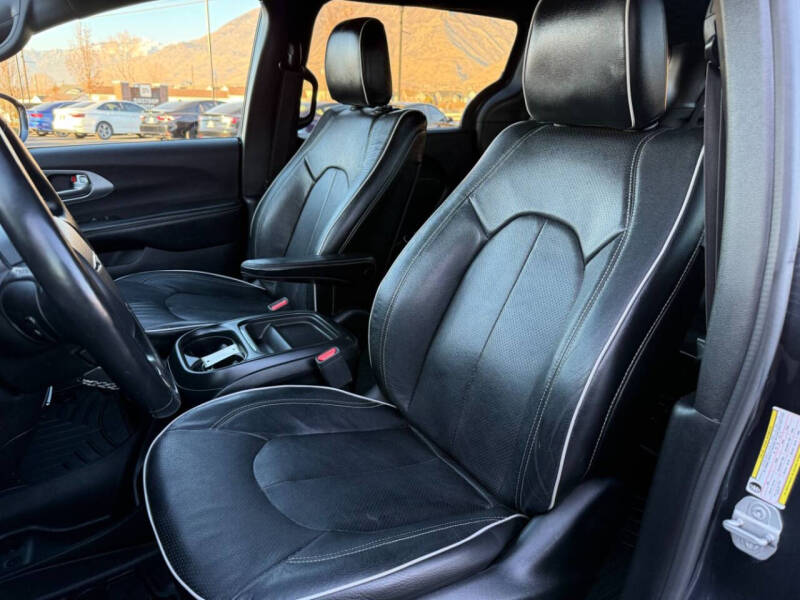 2019 Chrysler Pacifica Touring Plus