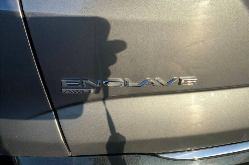 2021 Buick Enclave Essence