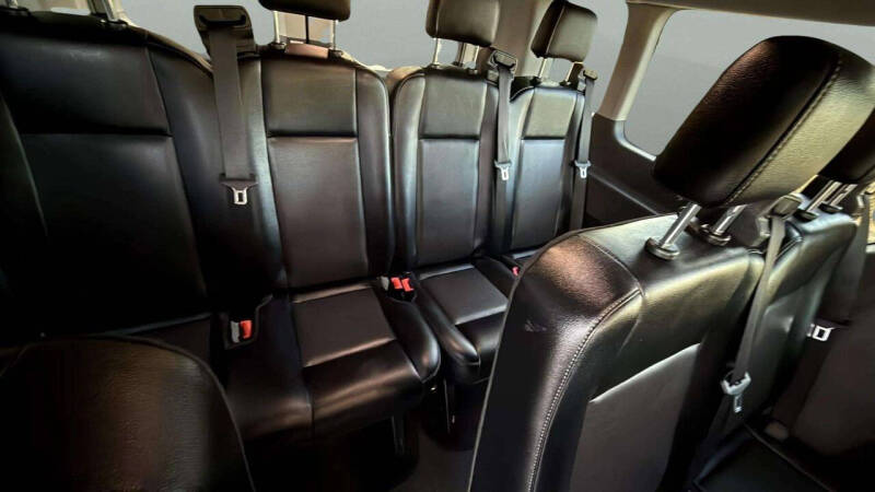 2022 Ford Transit 350 XLT