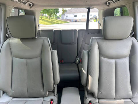 2012 Nissan Quest
