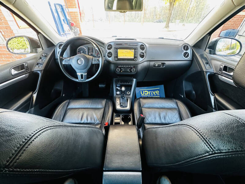 2012 Volkswagen Tiguan SEL 4Motion