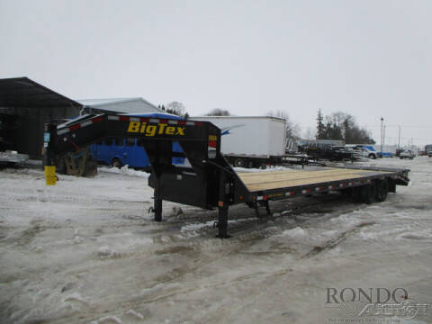 2024 Big Tex Gooseneck 22GN-33D5A-MRBK for sale at Rondo Truck & Trailer in Sycamore IL