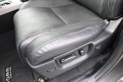 2013 Toyota Tundra Platinum