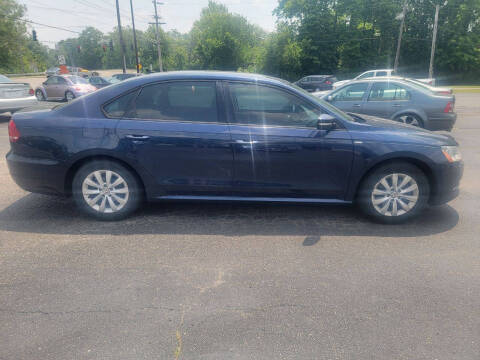 2014 Volkswagen Passat 2.5L Wolfsburg Edition