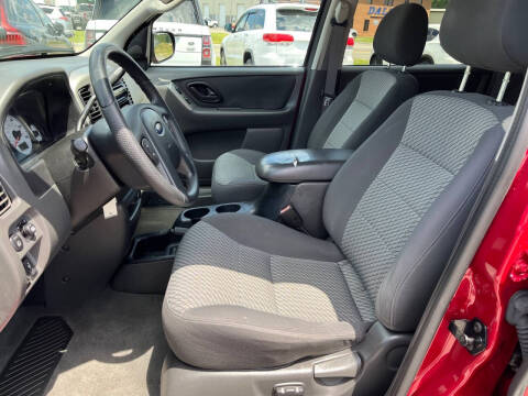 2004 Ford Escape XLT
