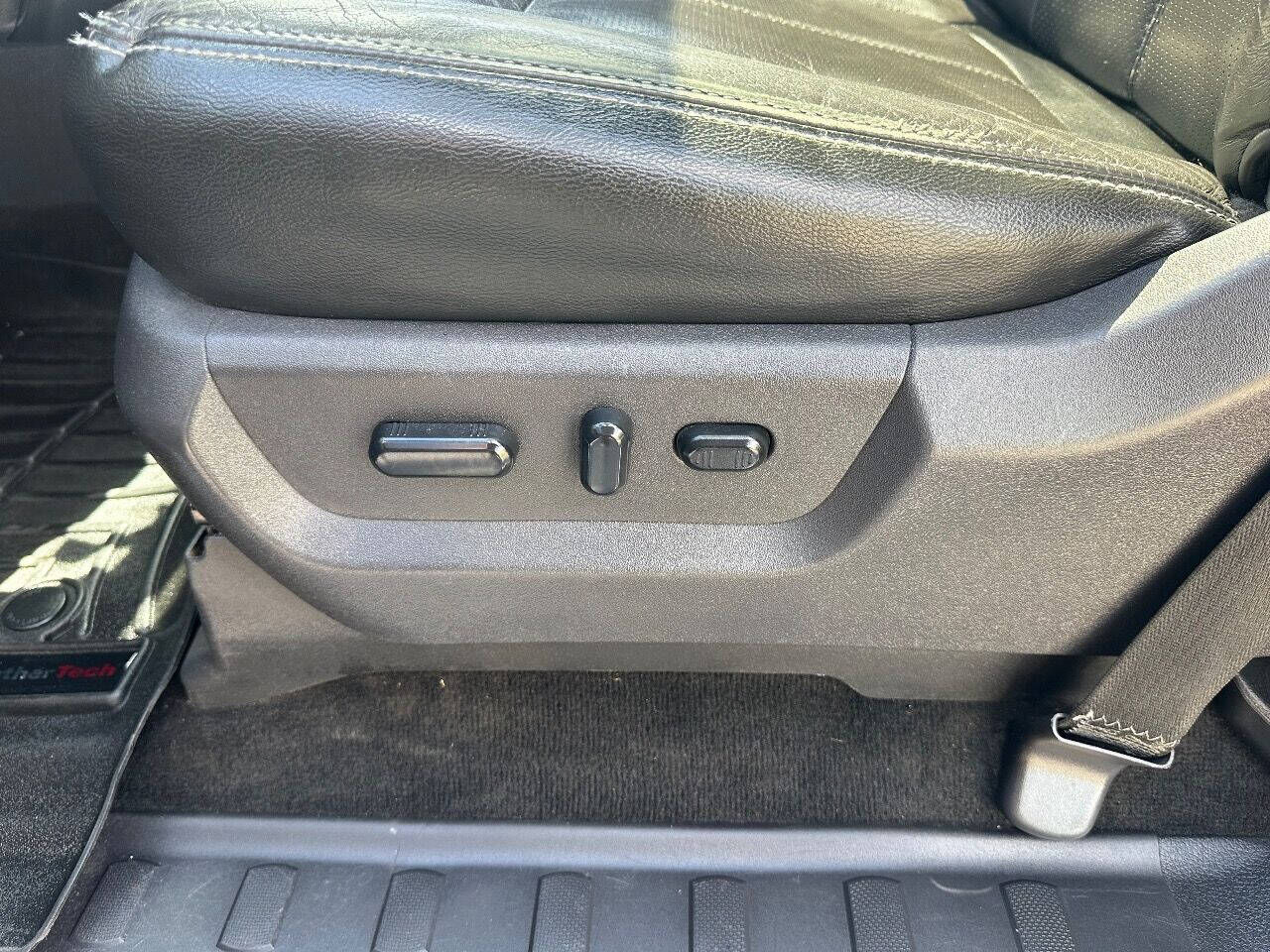 2015 FORD F-350 Pickup - $28,900