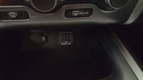 2018 Nissan Pathfinder SL