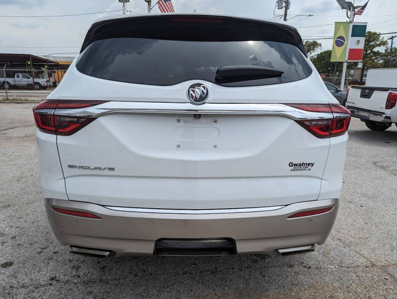 2020 Buick Enclave Essence