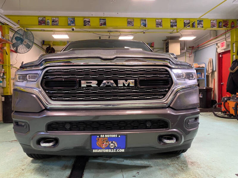 2019 RAM Ram 1500 Pickup Limited photo 11