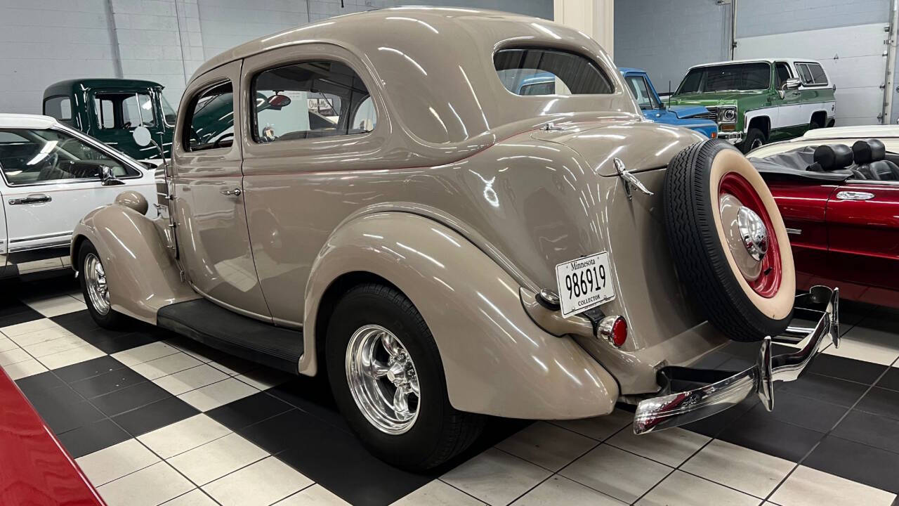 1936 Ford Custom 78