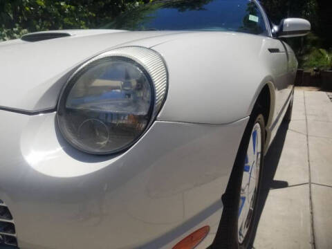 2002 Ford Thunderbird Deluxe