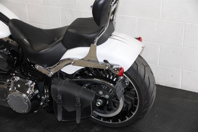 2017 Harley-Davidson Breakout