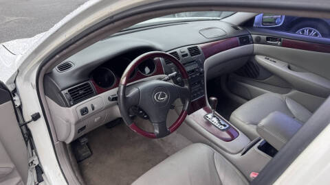 2004 Lexus ES 330