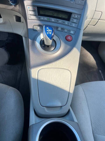 2014 Toyota Prius Two