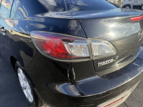 2010 Mazda MAZDA3 i Touring