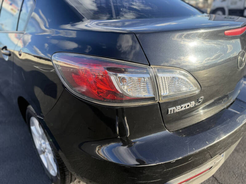 2010 Mazda MAZDA3 i Touring